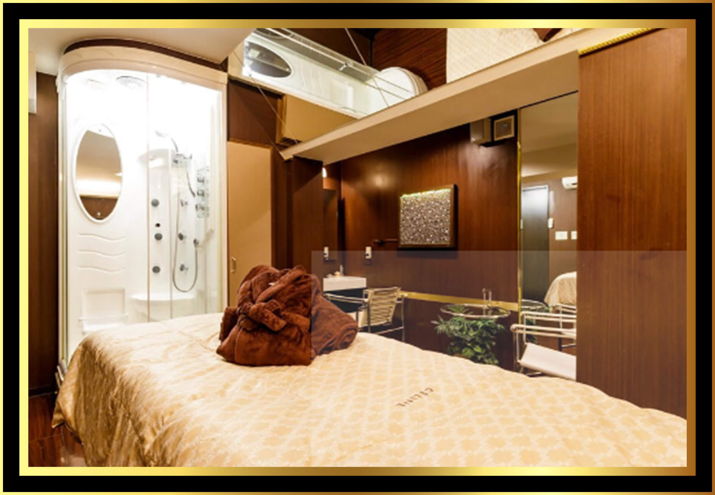 RenaMaria / VERITA - AOYAMA Salon